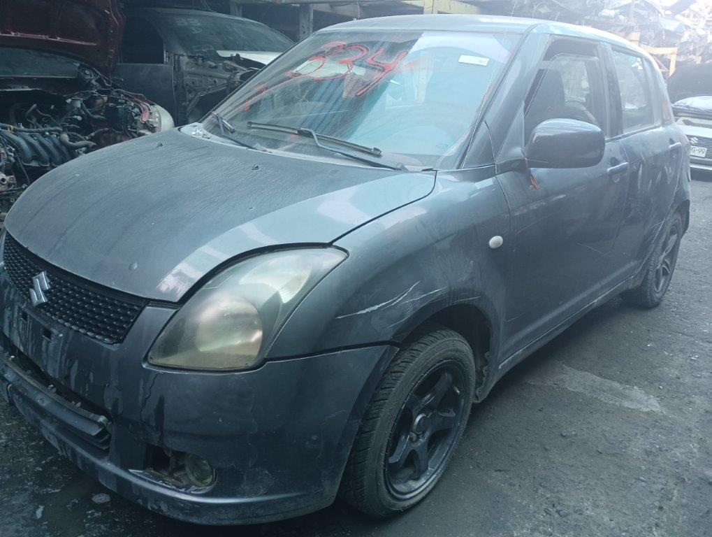  Suzuki SWIFT 2006    EN DESARME
